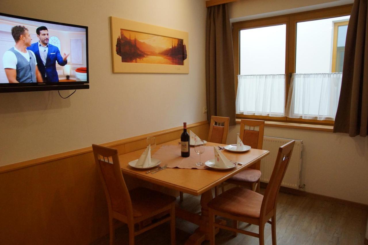 Haus Dorfblick Hotell Gerlos Eksteriør bilde