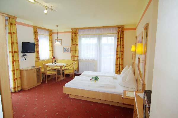 Haus Dorfblick Hotell Gerlos Rom bilde