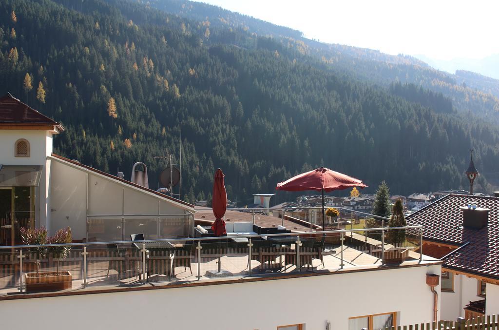 Haus Dorfblick Hotell Gerlos Eksteriør bilde